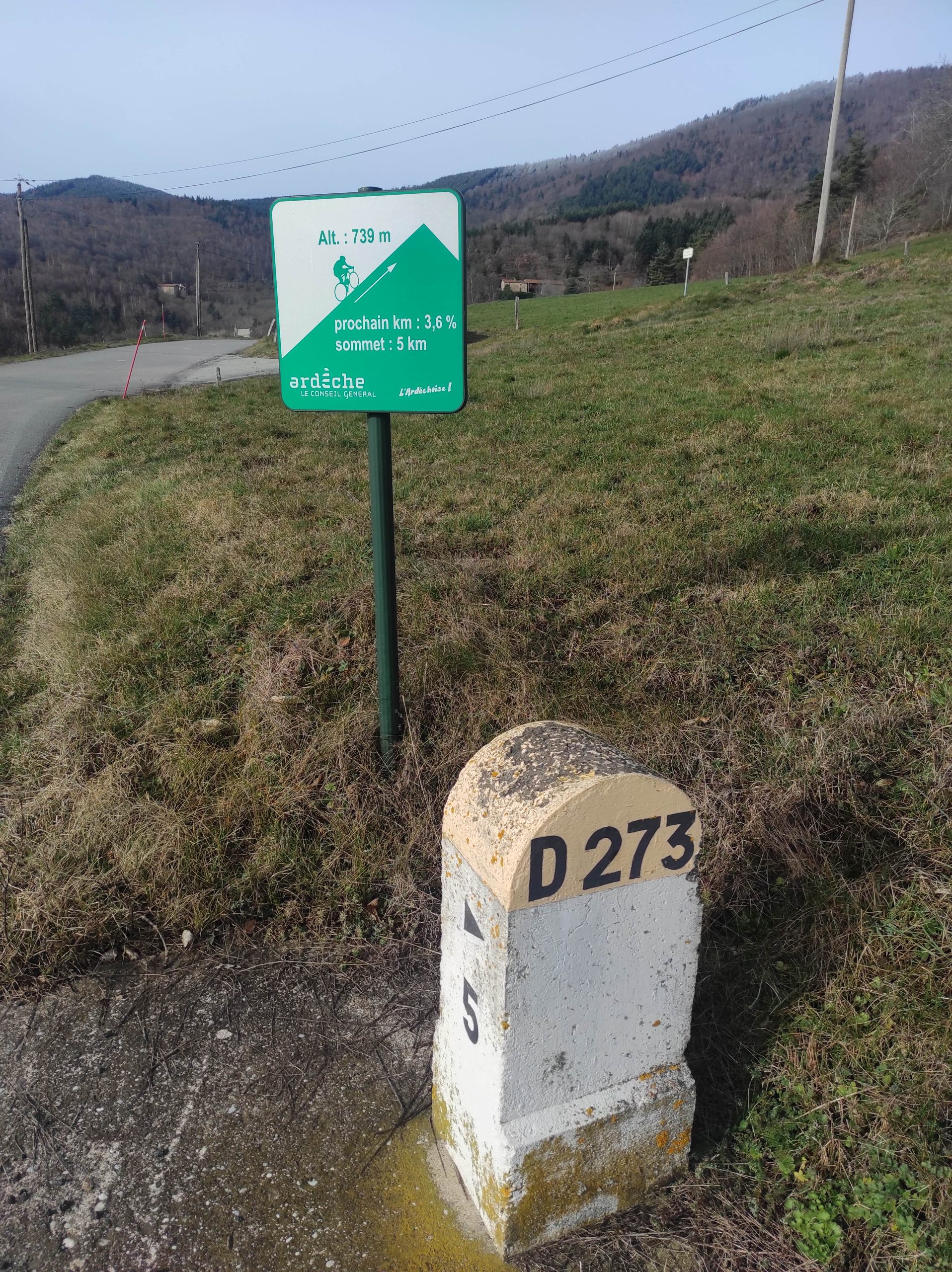 Gîte Ardèche - village pailhares vélo